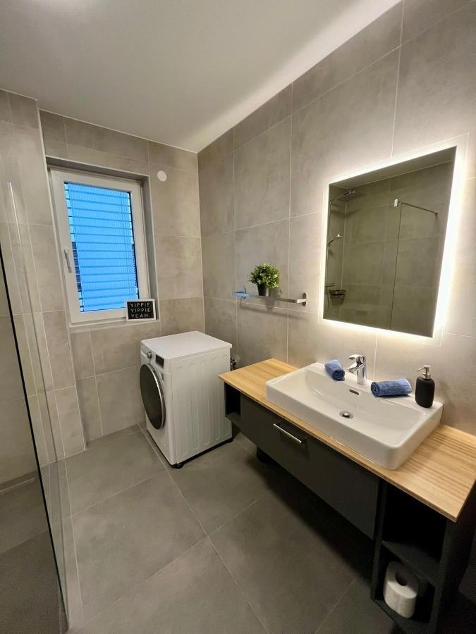 סאטנדורף Ferienwohnung Mit Seeblick - Ossiacher See Gerlitzen מראה חיצוני תמונה