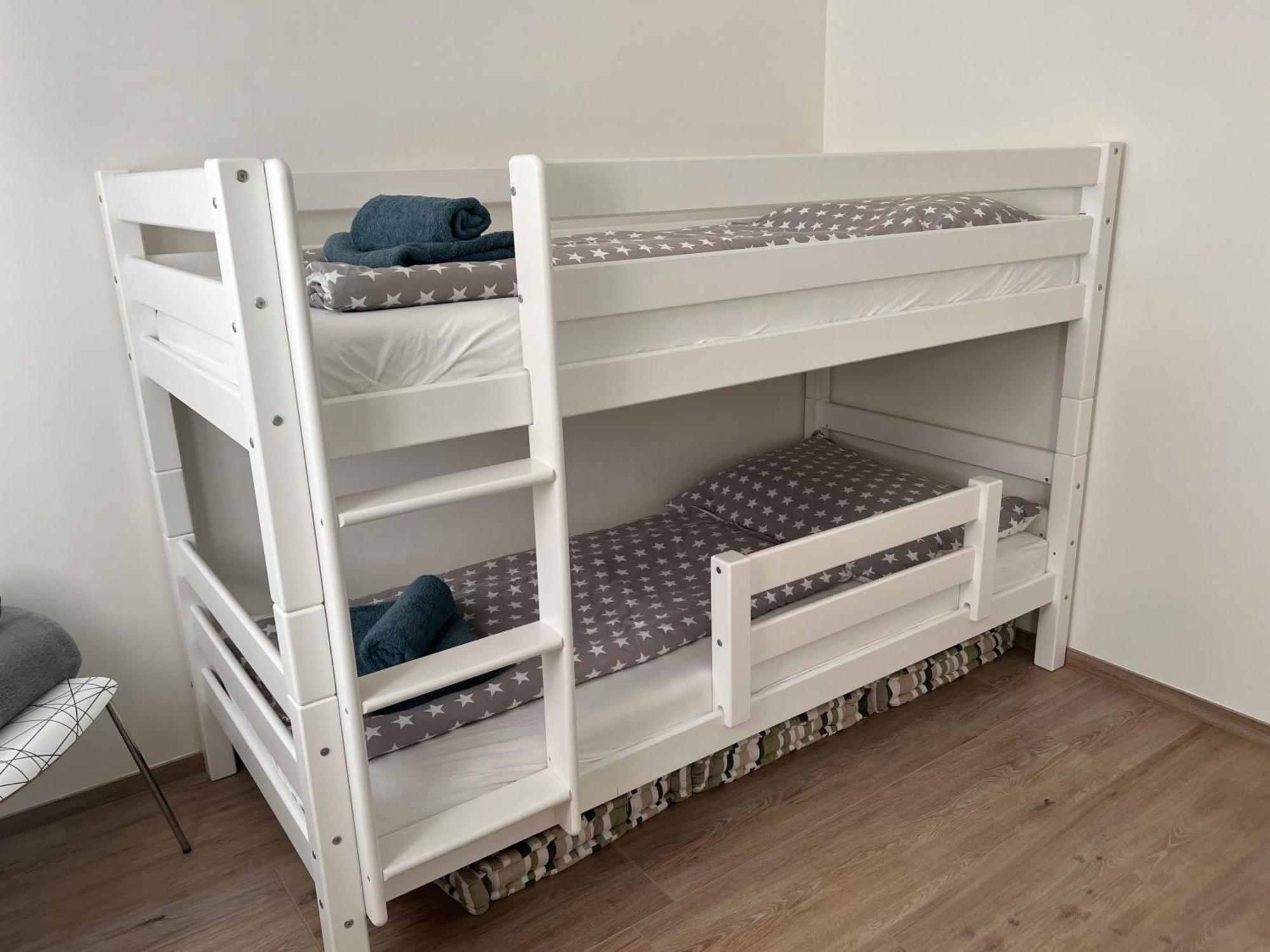 סאטנדורף Ferienwohnung Mit Seeblick - Ossiacher See Gerlitzen מראה חיצוני תמונה